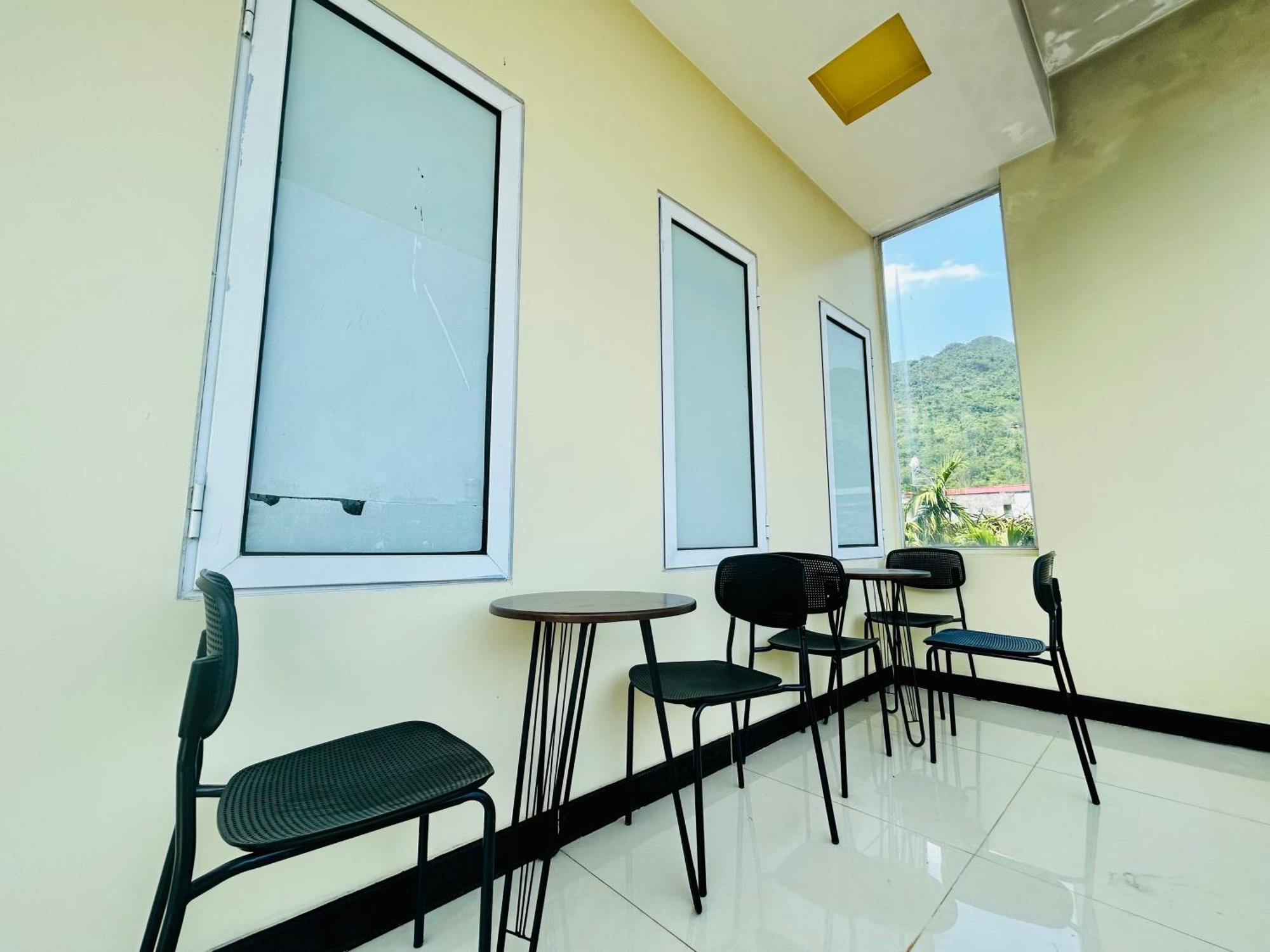 Majestic Hostel - Tour & Motorbike Rental Ha Giang Esterno foto