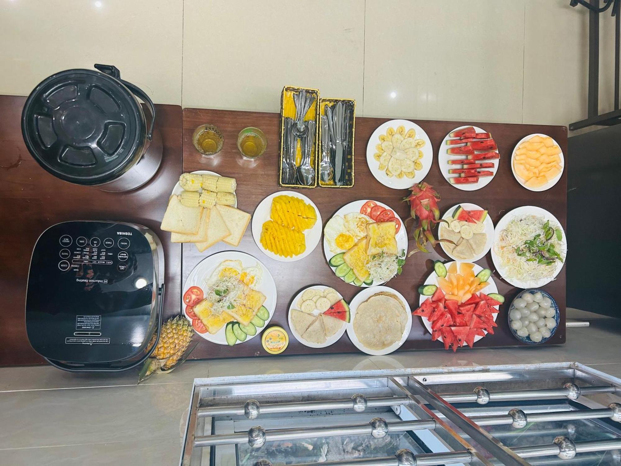 Majestic Hostel - Tour & Motorbike Rental Ha Giang Esterno foto