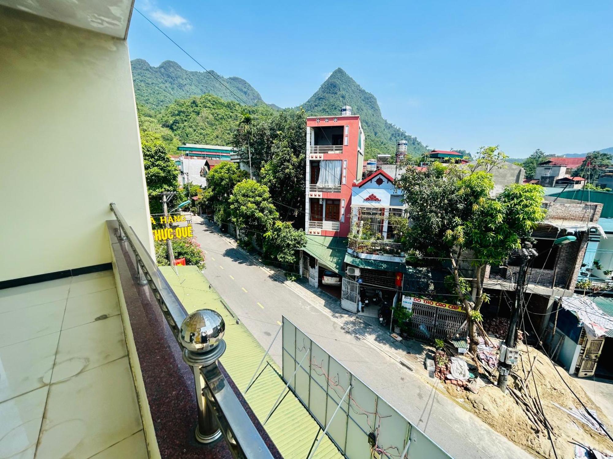 Majestic Hostel - Tour & Motorbike Rental Ha Giang Esterno foto